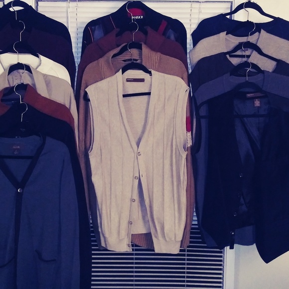 ENTIRE WARDROB FOR SALE - Picture 1 of 8